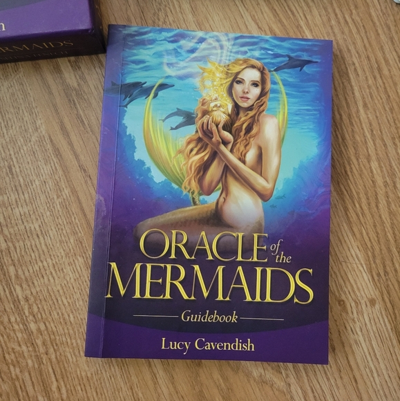 Oracle of Mermaids deck and guide book - Picture 2 of 4